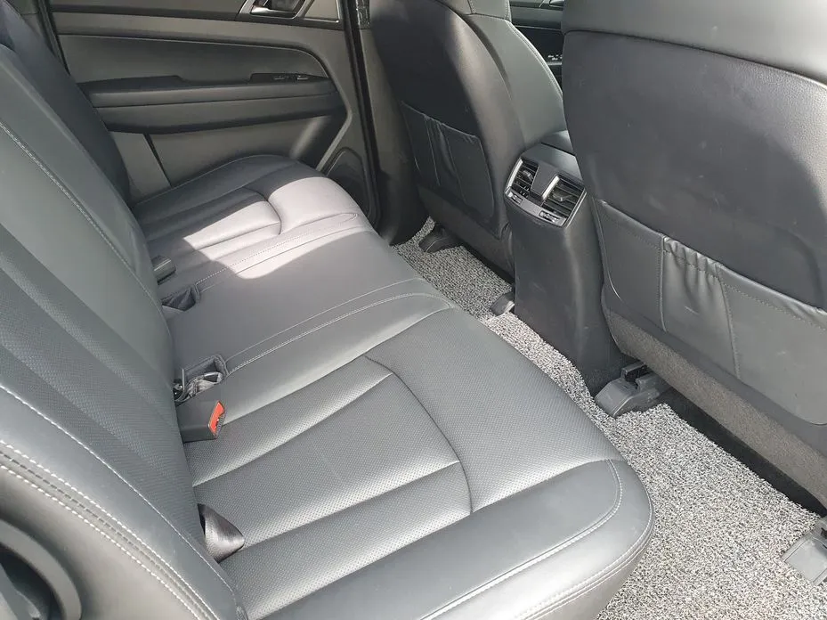 KG Mobility (Ssangyong) Rexton — фото 4
