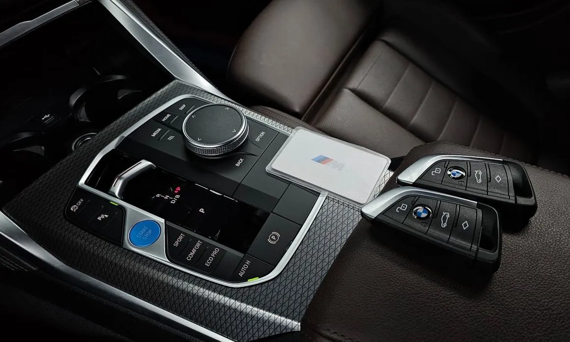 BMW i4 — фото 2
