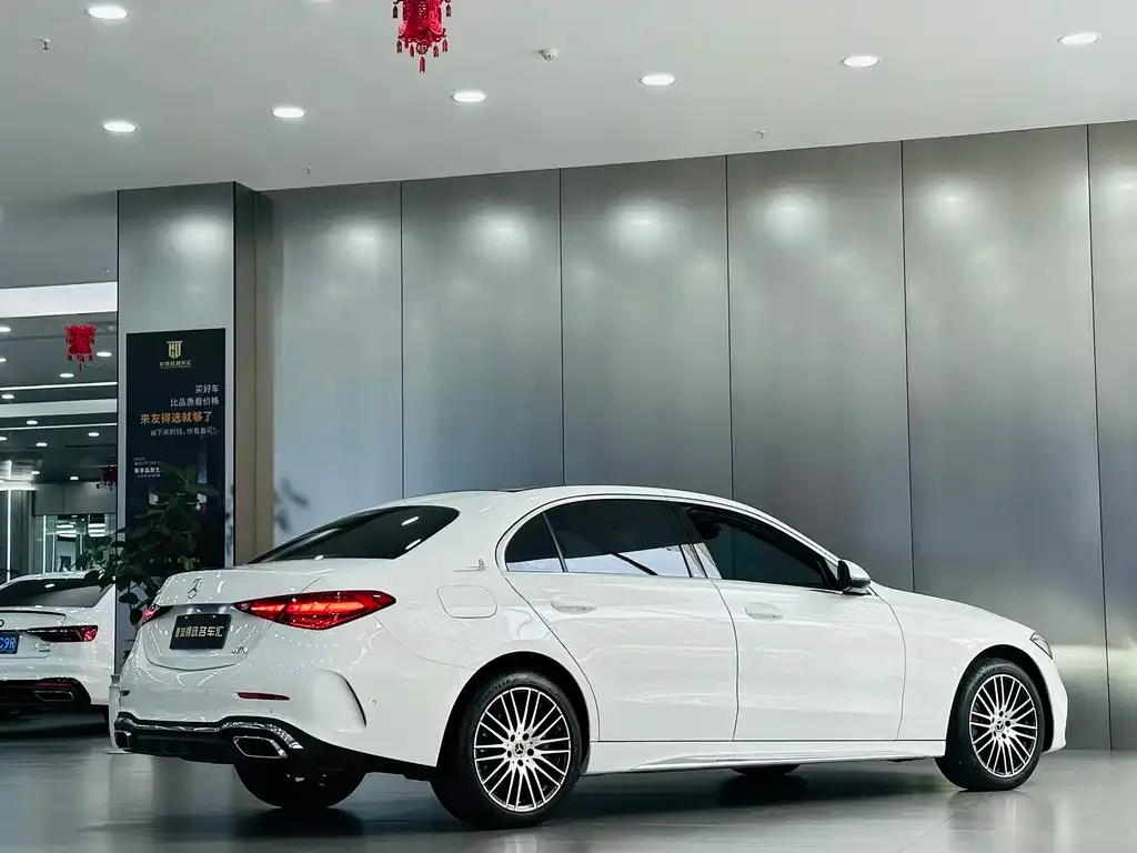 Mercedes-Benz C-Class — фото 8