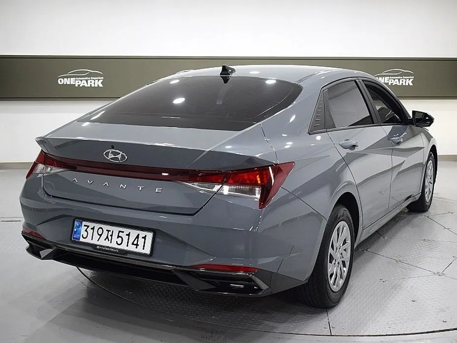 Hyundai AVANTE — фото 2