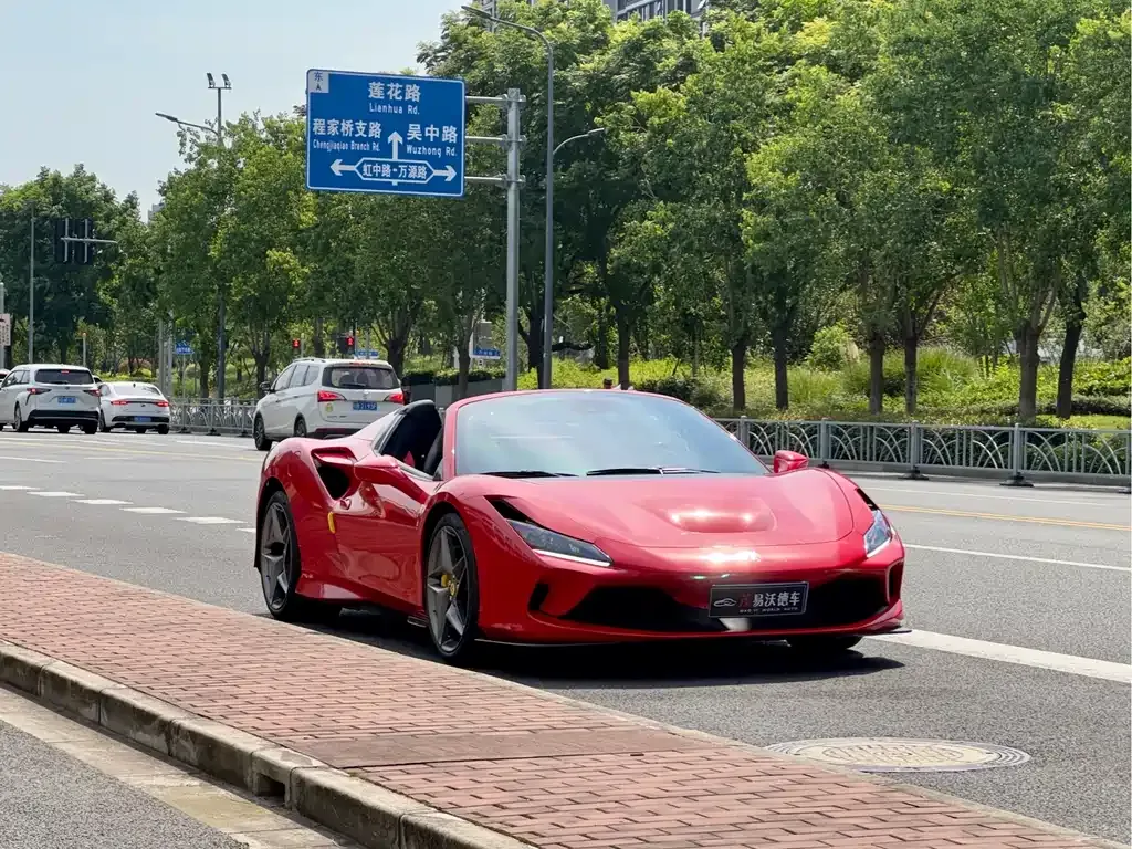Ferrari F8 — фото 7