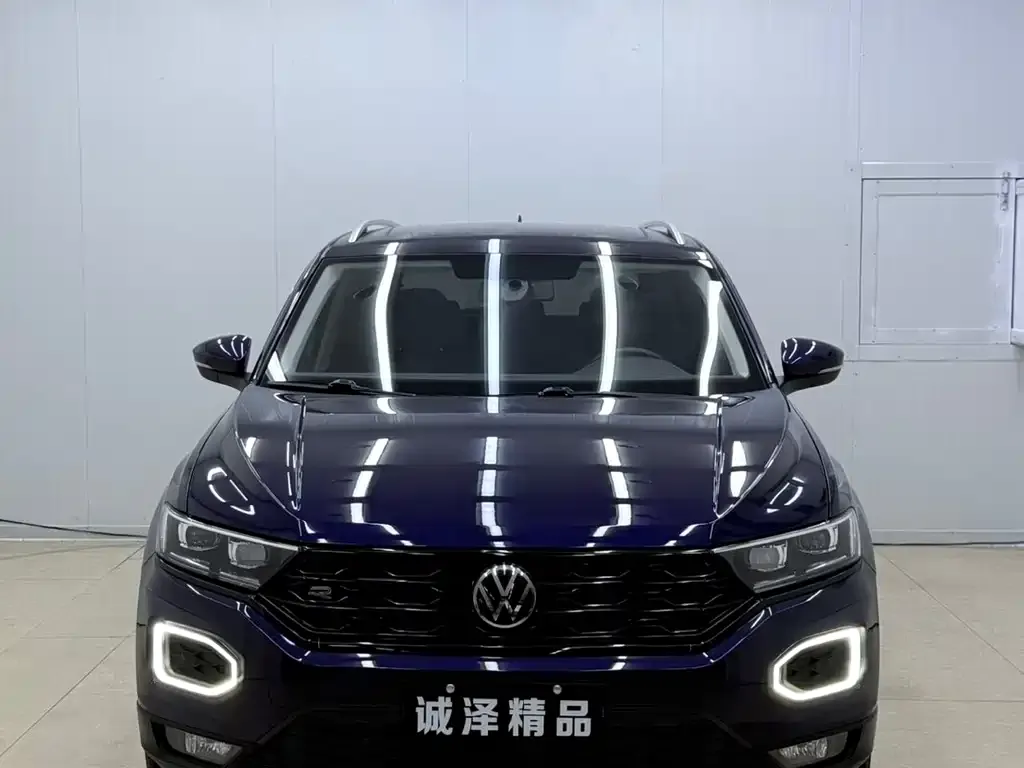 Volkswagen T-Roc — фото 7