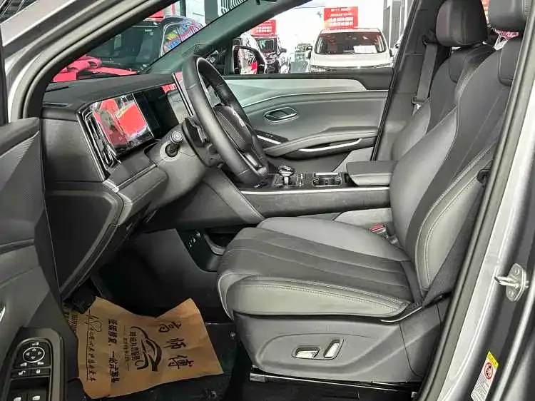 BYD L DM-i 2025 из CN, фото 8