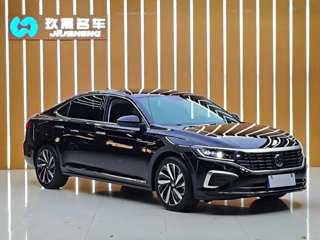 Volkswagen Passat — фото 7