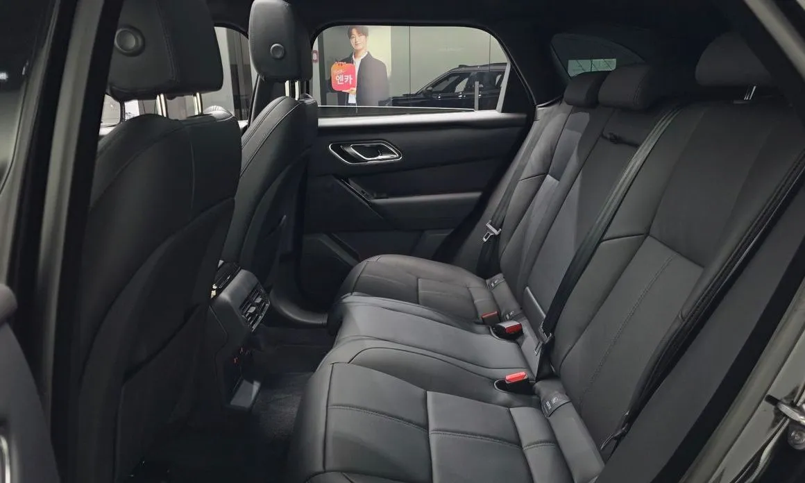 Land Rover Range Rover Velar — фото 4
