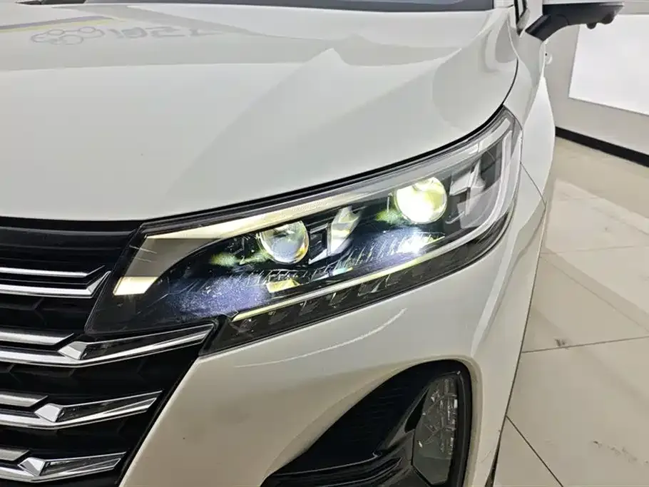 GAC Motor Trumpchi GS4 — фото 10