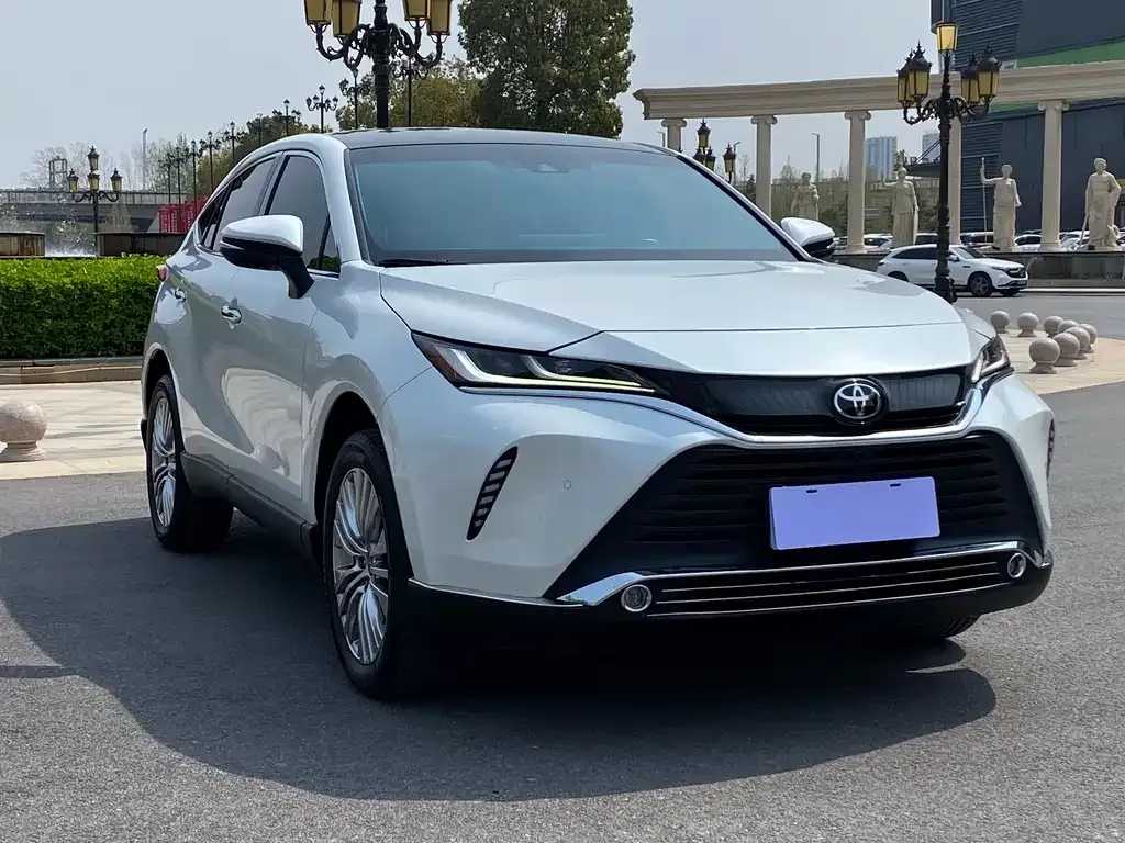 Toyota Harrier — фото 10