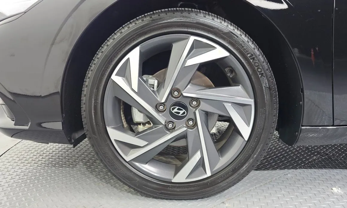Hyundai AVANTE — фото 10