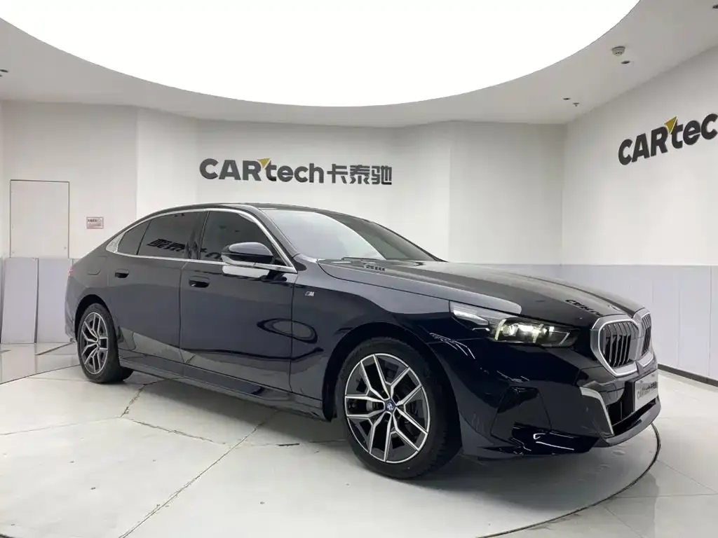 BMW i5 — фото 4