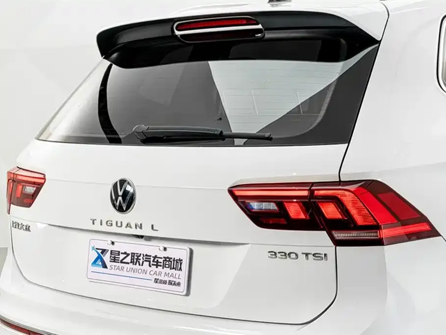 Volkswagen Tiguan L — фото 2