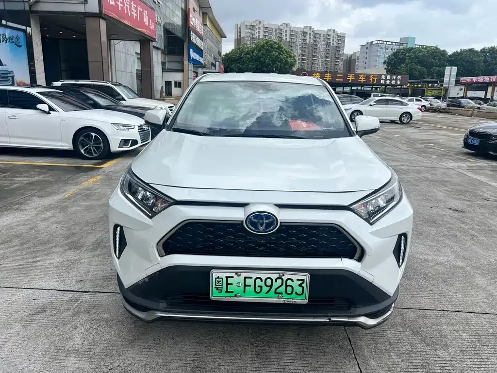 Toyota RAV4 Prime — фото 3