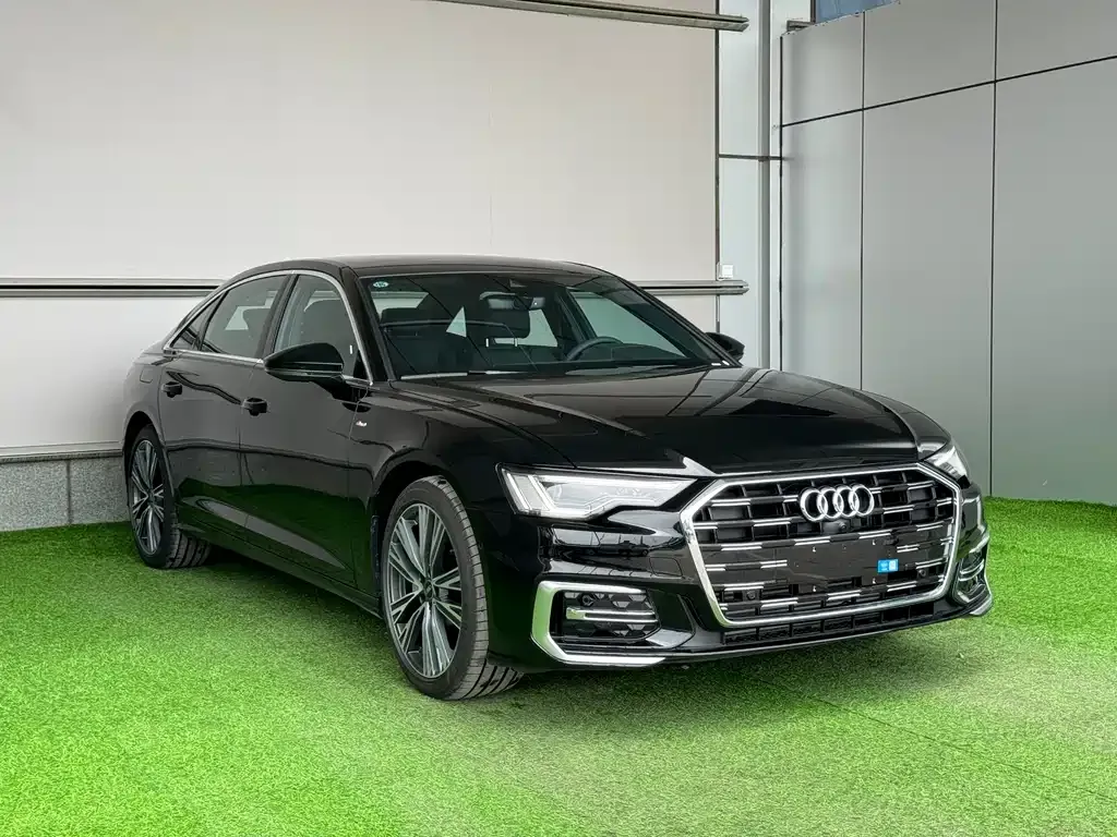Audi A6L — фото 10