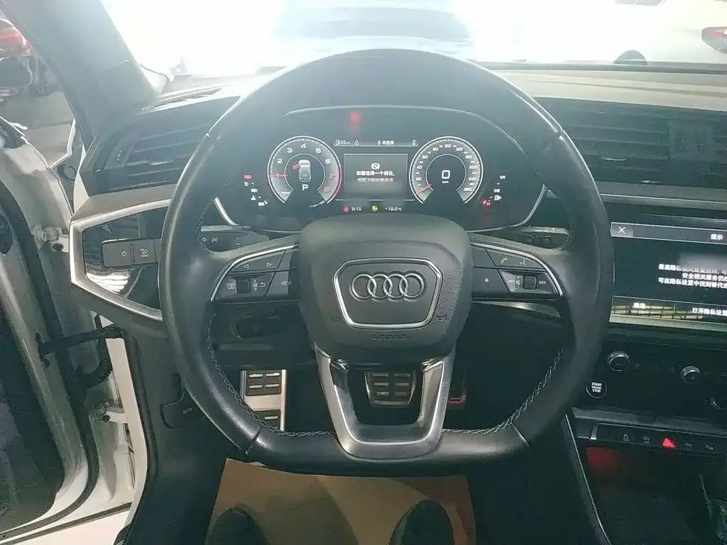 Audi Q3 — фото 2