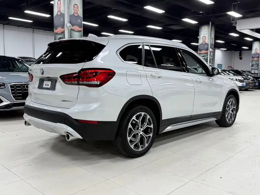 BMW X1 — фото 6
