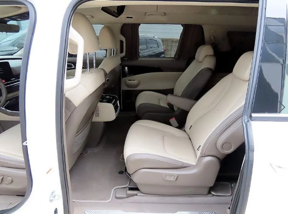 Kia Carnival — фото 2