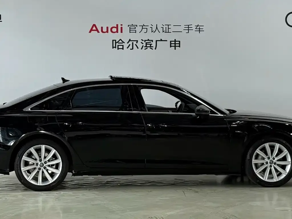 Audi A6L — фото 5