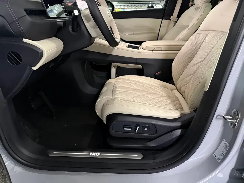 NIO ES6 — фото 8