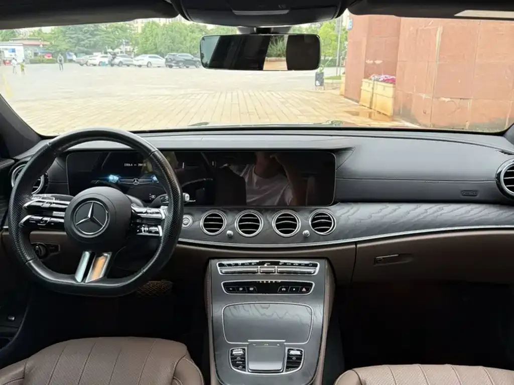 Mercedes-Benz E-Class (Import) — фото 4