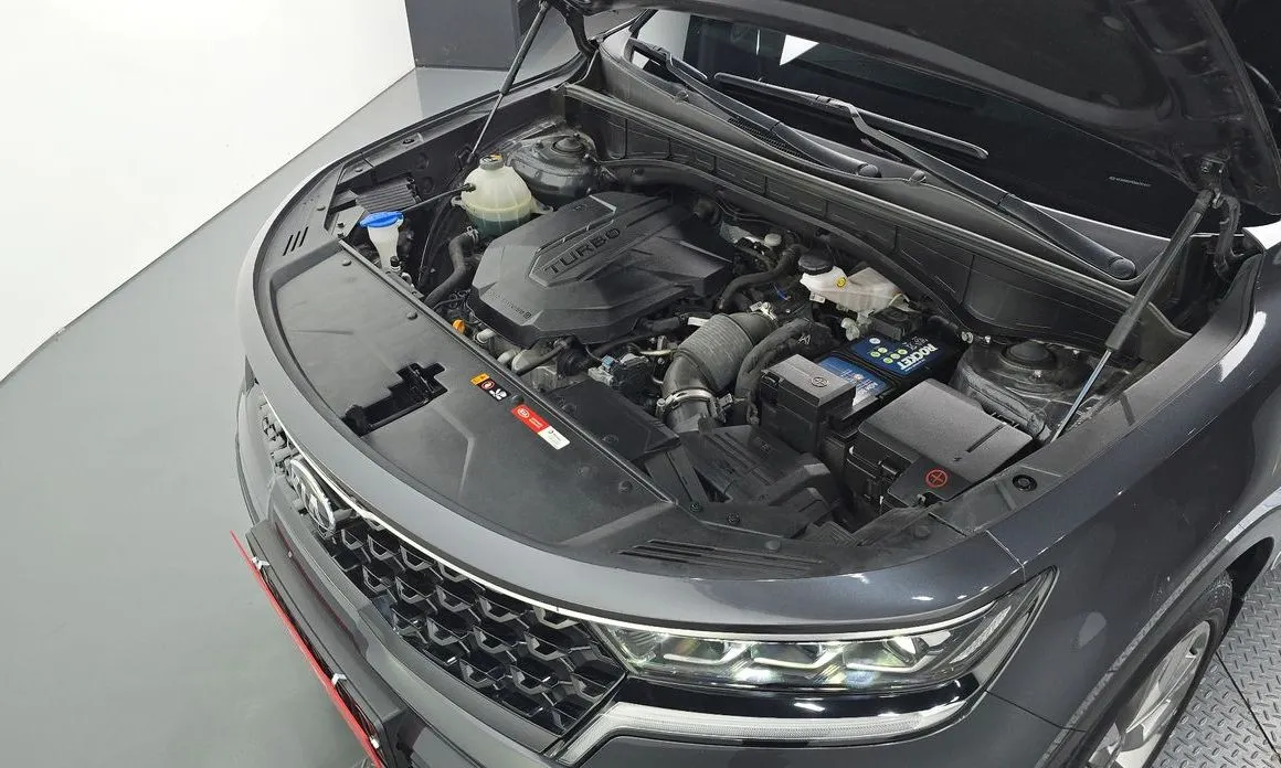 Kia Sorento — фото 9