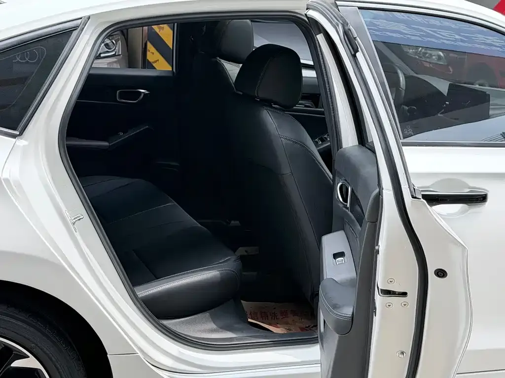 Honda Civic — фото 6