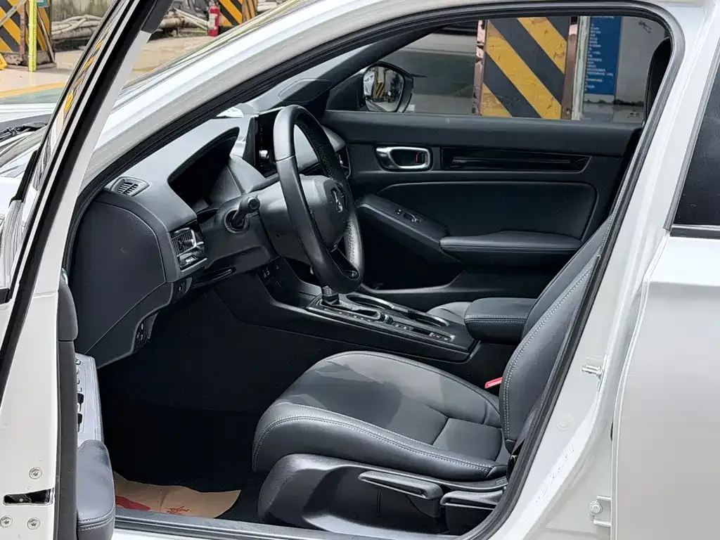 Honda Civic — фото 3
