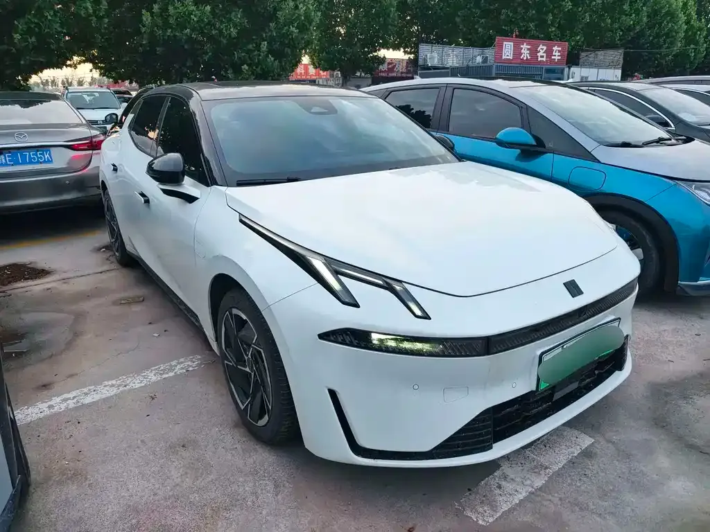 Lynk & Co 07 EM-P — фото 5