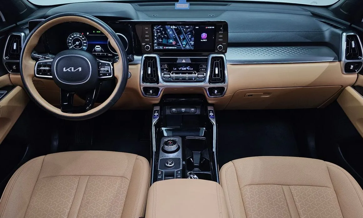 Kia Sorento — фото 9