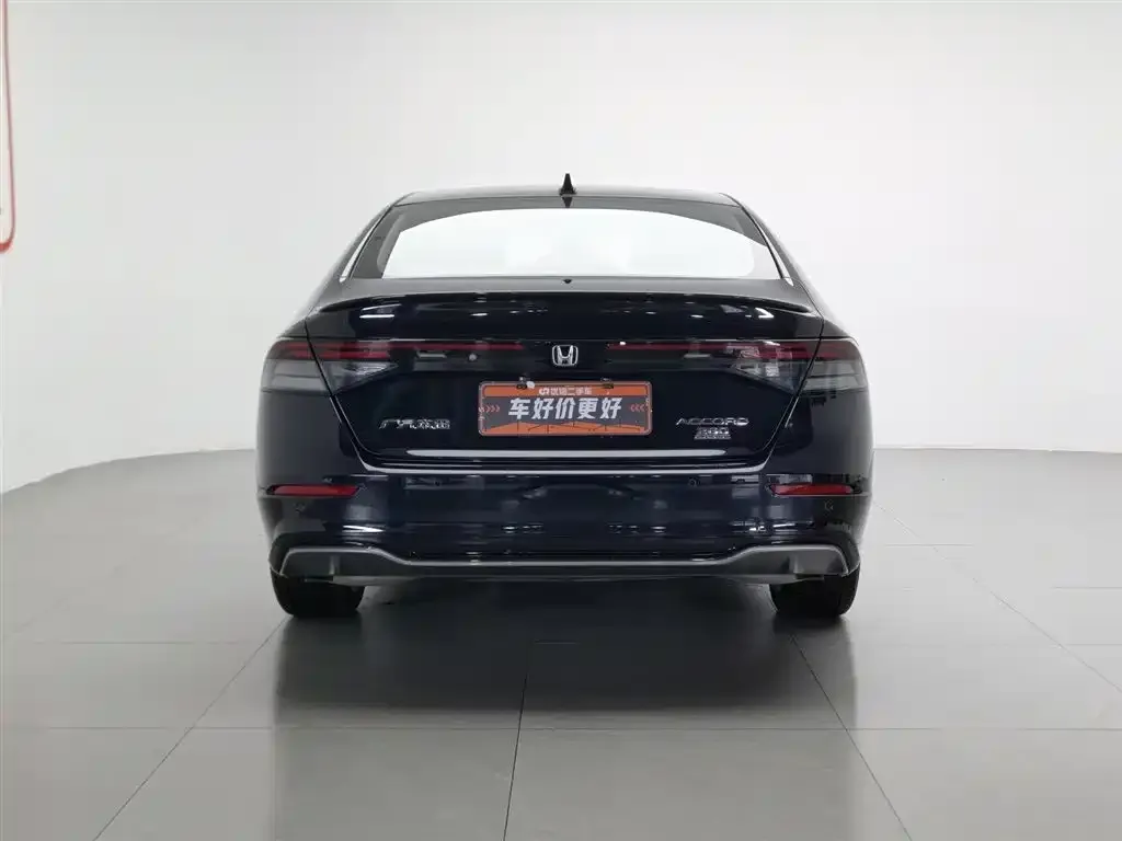 Honda Accord — фото 6