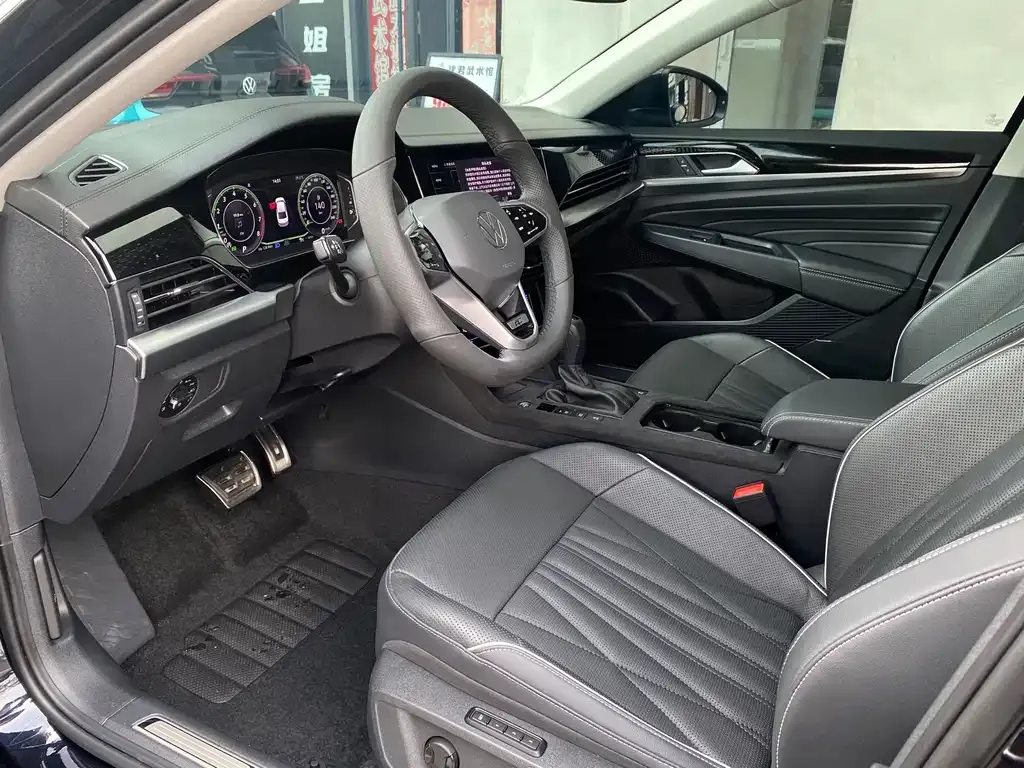Volkswagen Passat — фото 6