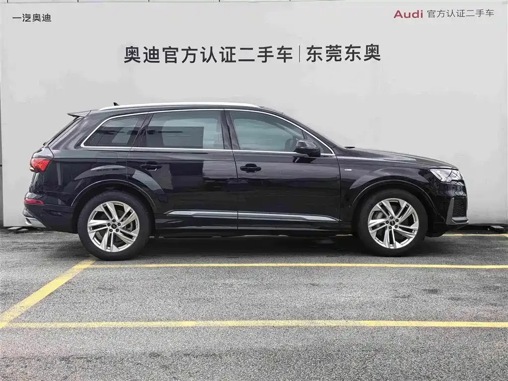 Audi Q7 — фото 5