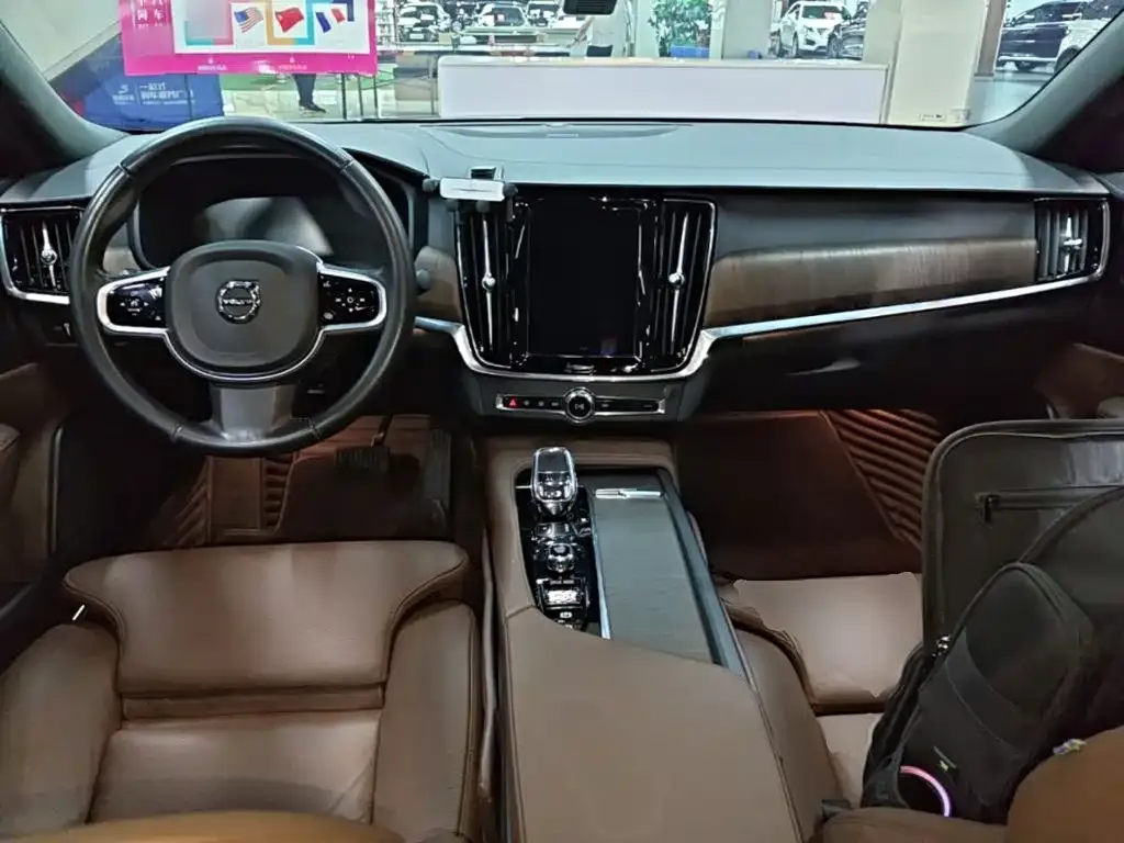 Volvo S90 — фото 2