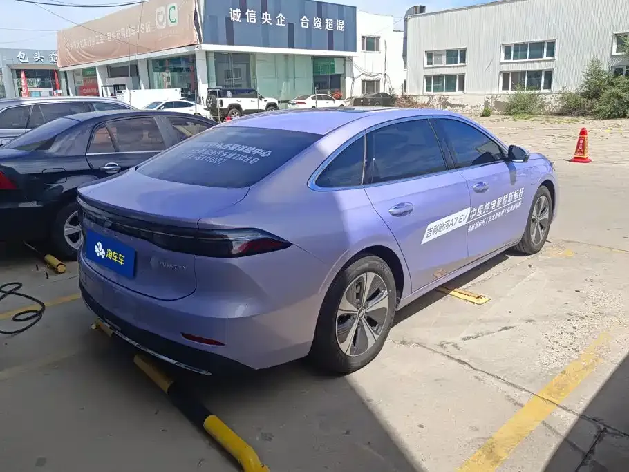 Geely 银河A7 EV — фото 10