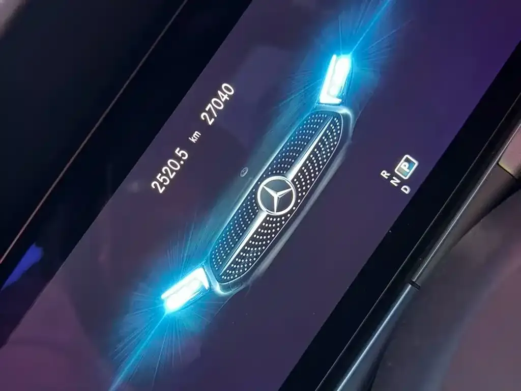 Mercedes-Benz CLS — фото 2