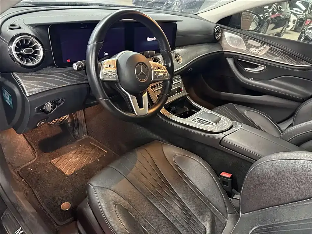 Mercedes-Benz CLS — фото 5