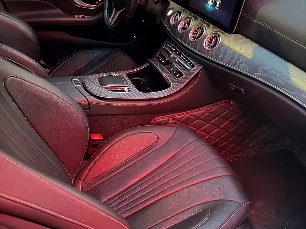 Mercedes-Benz CLS — фото 3
