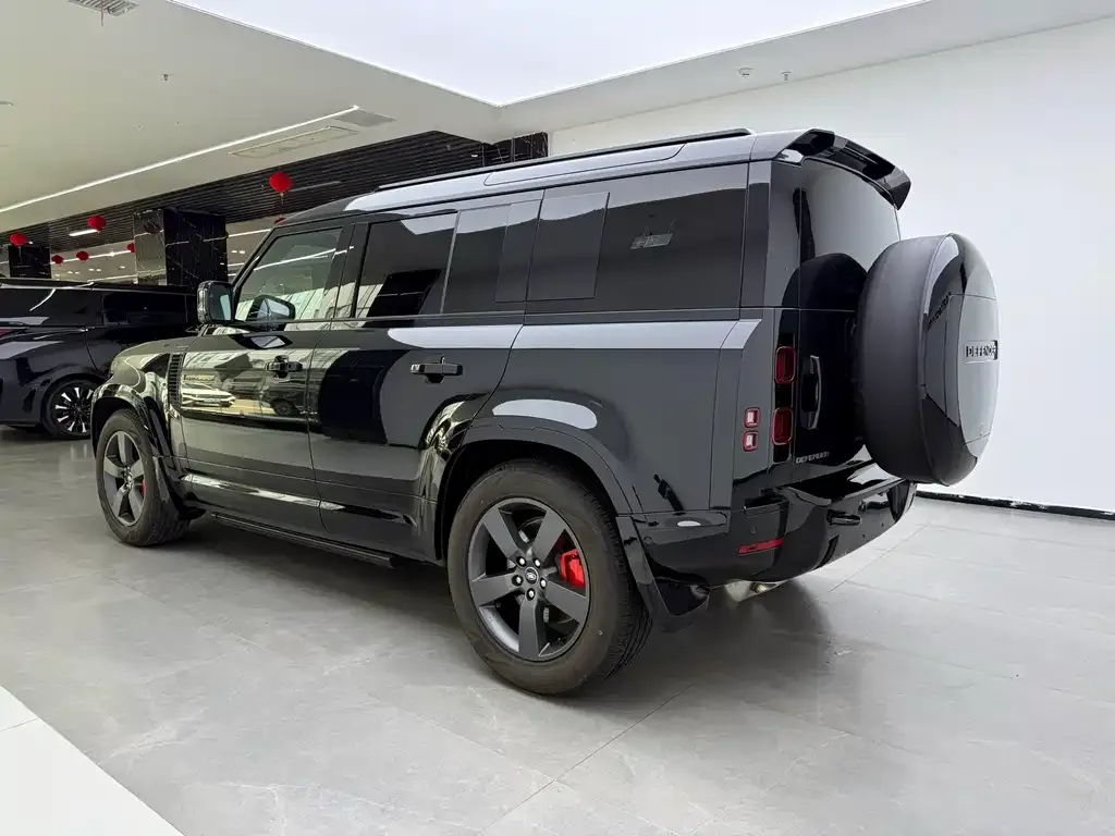 Land Rover Defender — фото 2