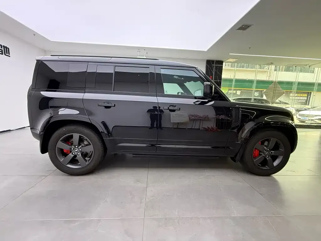 Land Rover Defender — фото 5