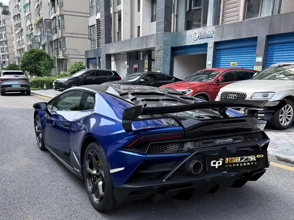 Lamborghini Huracan — фото 3
