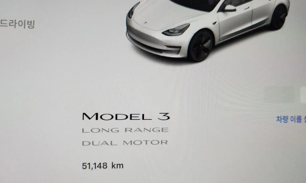 Tesla Model 3 — фото 2