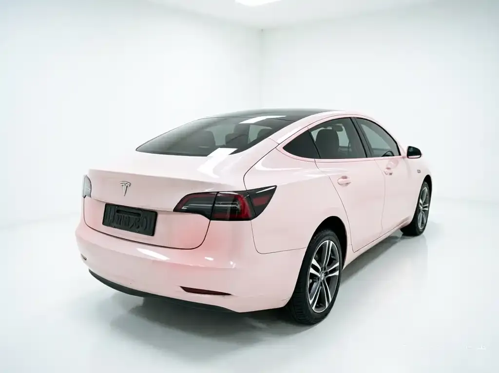 Tesla Model 3 — фото 3