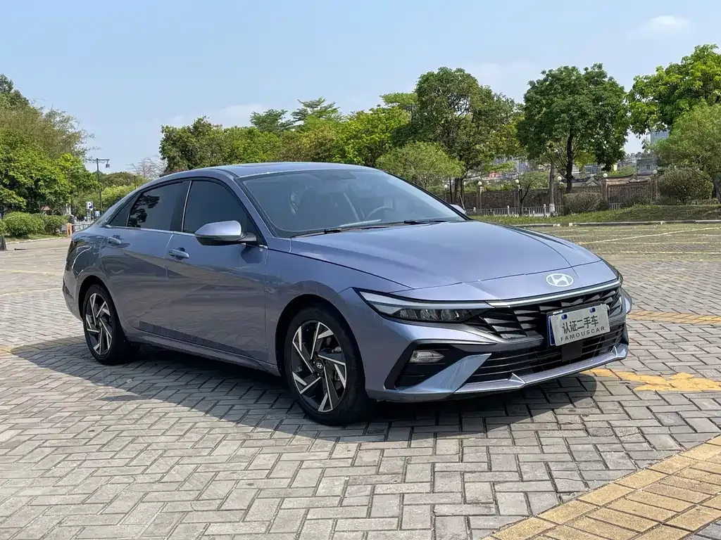 Hyundai Elantra — фото 6
