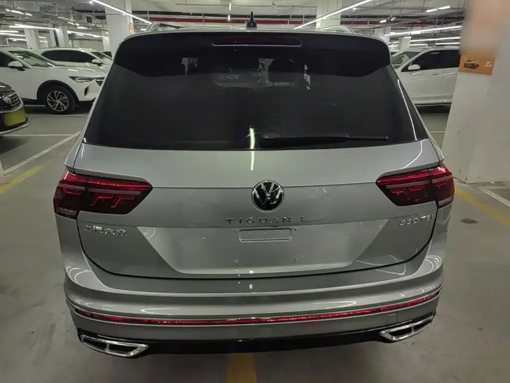Volkswagen Tiguan L — фото 5