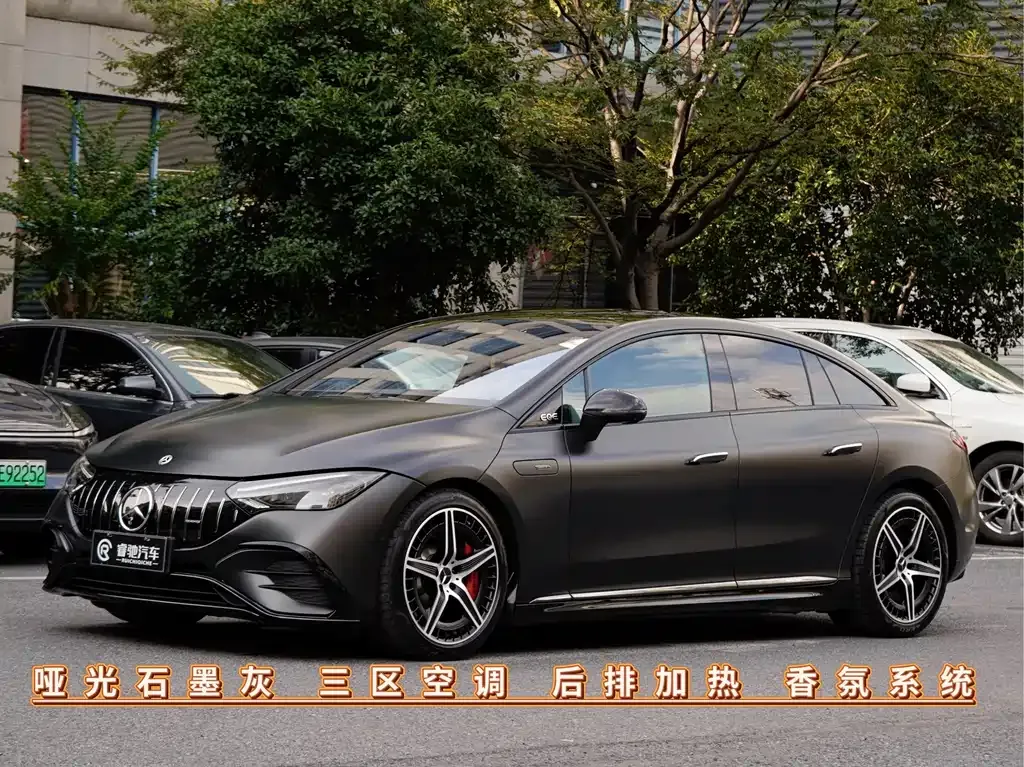 Mercedes-Benz EQE AMG — фото 1