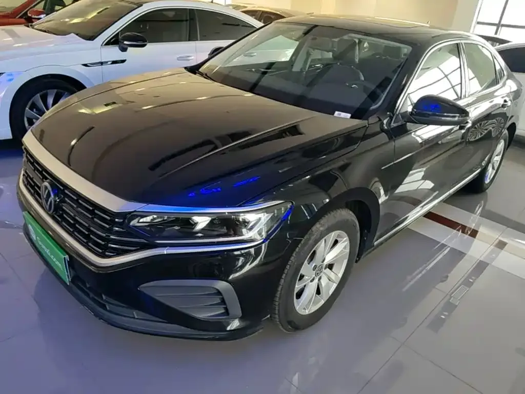 Volkswagen Passat — фото 7