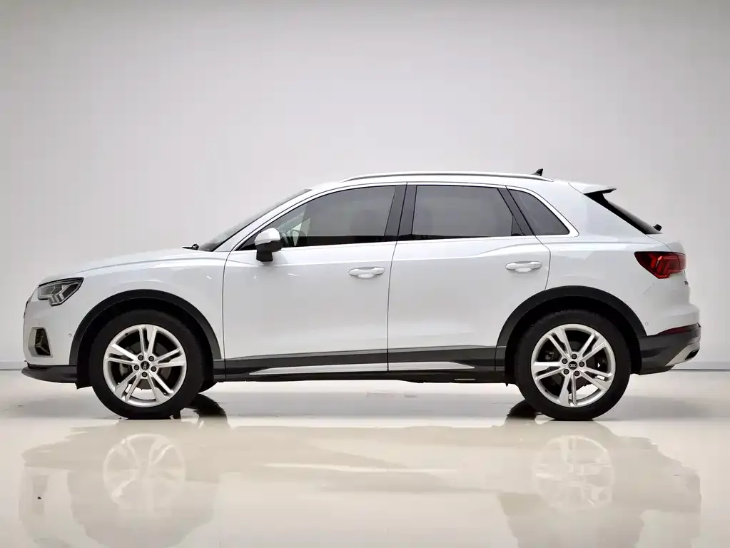 Audi Q3 — фото 5