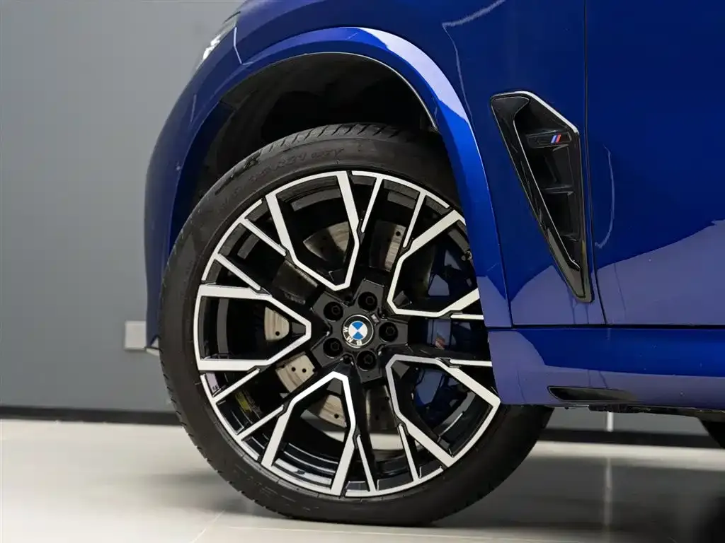 BMW X5 M — фото 8