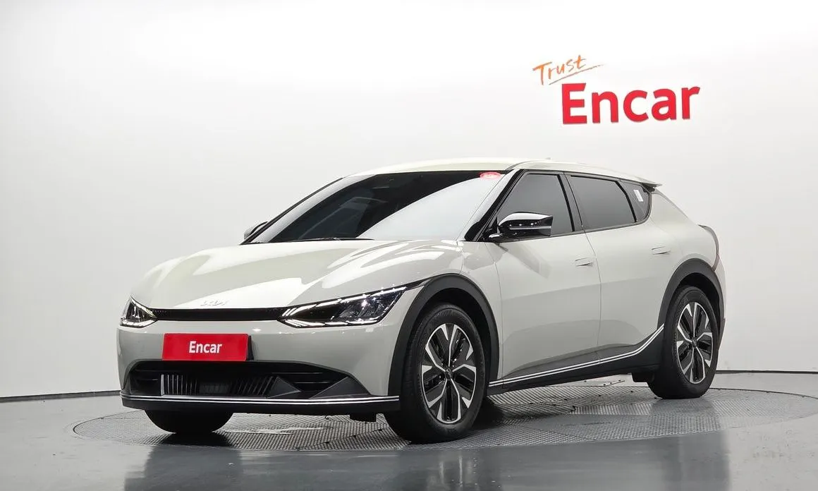 Kia EV6 — фото 1