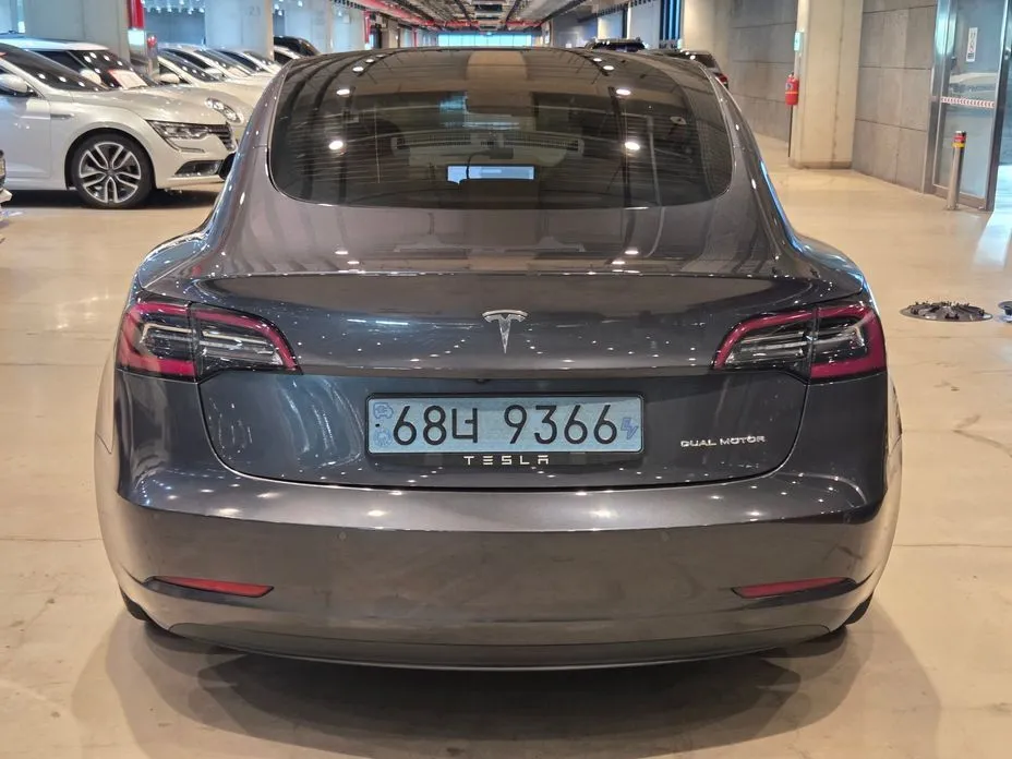 Tesla Model 3 2021 из KR, фото 5
