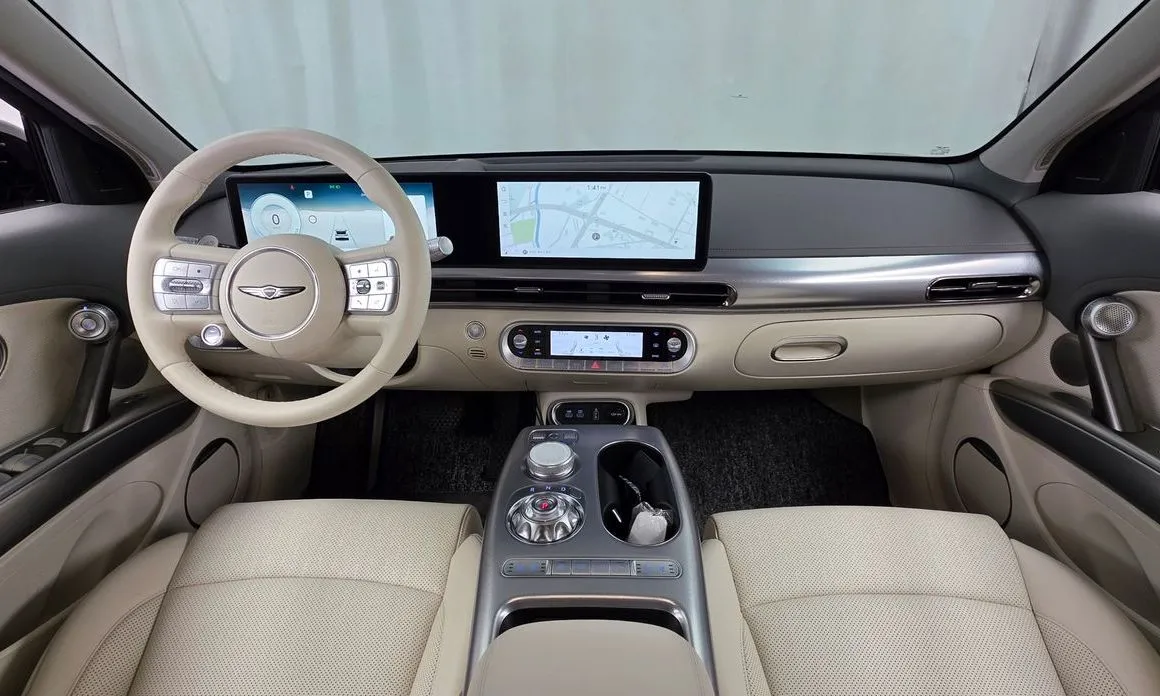 Genesis GV60 — фото 10