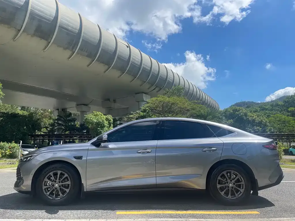 BYD Qin L — фото 2